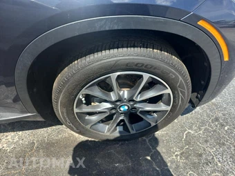 2015 BMW X5 Sports Activity Vehicle xDrive35d XLINE - miniatura 9
