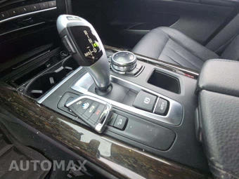 2015 BMW X5 Sports Activity Vehicle xDrive35i - miniatura 8