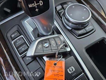 2015 BMW X5 Sports Activity Vehicle xDrive35i - miniatura 8