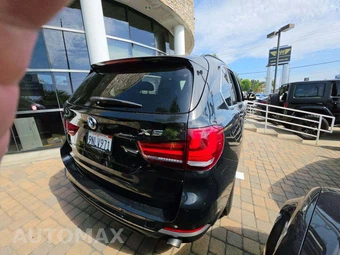 2015 BMW X5 Sports Activity Vehicle xDrive35i - miniatura 3