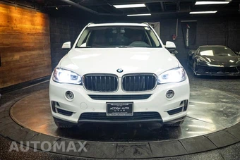 2015 BMW X5 Sports Activity Vehicle xDrive35i - miniatura 4