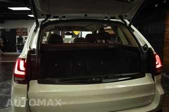 2015 BMW X5 Sports Activity Vehicle xDrive35i - miniatura 7