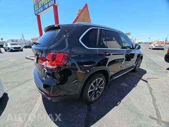 2015 BMW X5 Sports Activity Vehicle xDrive35i XLINE - miniatura 3