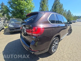 2015 BMW X5 Sports Activity Vehicle xDrive35i XLINE - miniatura 3