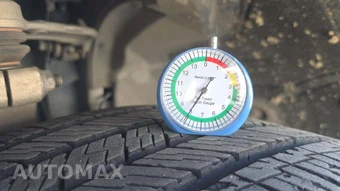 2015 BMW X5 Sports Activity Vehicle xDrive50i - miniatura 17