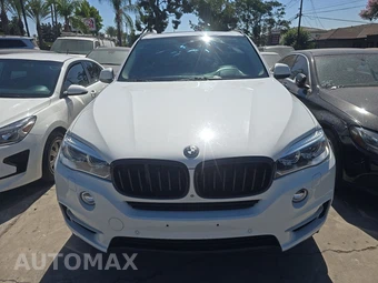 2015 BMW X5 Sports Activity Vehicle xDrive50i - miniatura 2
