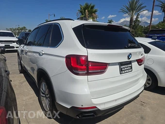 2015 BMW X5 Sports Activity Vehicle xDrive50i - miniatura 6