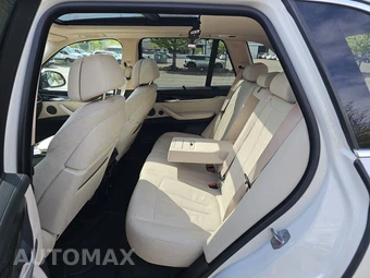 2015 BMW X5 Sports Activity Vehicle xDrive50i LUXURY LINE - miniatura 13