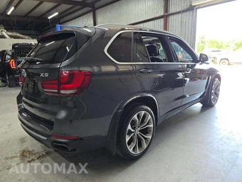 2015 BMW X5 Sports Activity Vehicle xDrive50i LUXURY LINE - miniatura 3
