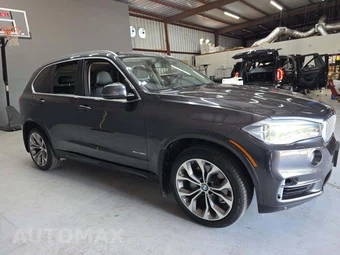 2015 BMW X5 Sports Activity Vehicle xDrive50i LUXURY LINE - miniatura 4