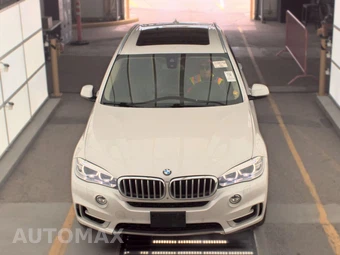 2015 BMW X5 Sports Activity Vehicle xDrive50i XLINE - miniatura 2