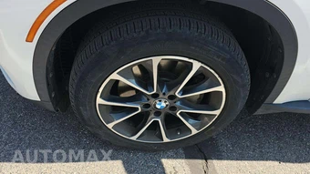 2015 BMW X5 Sports Activity Vehicle xDrive50i XLINE - miniatura 20