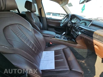 2015 BMW X5 Sports Activity Vehicle xDrive50i XLINE - miniatura 8