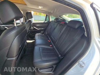 2015 BMW X6 Sports Activity Vehicle xDrive50i - miniatura 13