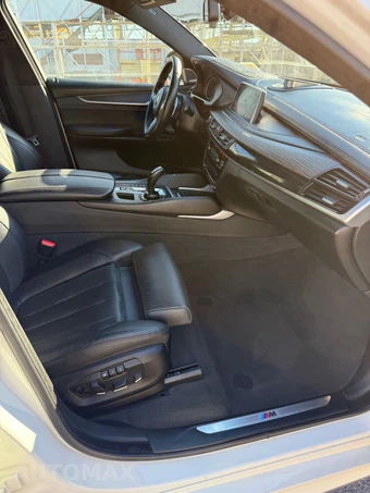 2015 BMW X6 Sports Activity Vehicle xDrive50i M SPORT LINE - miniatura 45