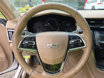 2015 Cadillac CTS Sedan Luxury 1SP – miniatura 10