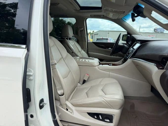 2015 Cadillac Escalade ESV Luxury 1SB - miniatura 12