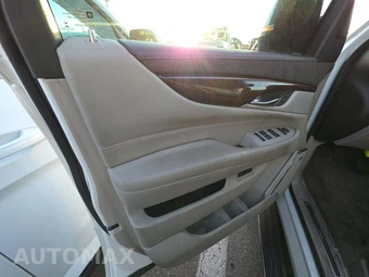 2015 Cadillac Escalade ESV Luxury 1SB - miniatura 9