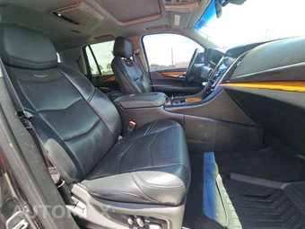 2015 Cadillac Escalade Luxury 1SB – miniatura 8