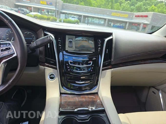 2015 Cadillac Escalade Luxury 1SB – miniatura 10