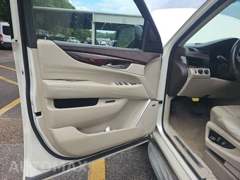 2015 Cadillac Escalade Luxury 1SB – miniatura 9