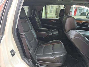 2015 Cadillac Escalade Luxury 1SB – miniatura 17
