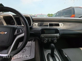 2015 Chevrolet Camaro LS Coupe 2LS – miniatura 11