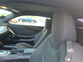 2015 Chevrolet Camaro LT Coupe 1LT – miniatura 17
