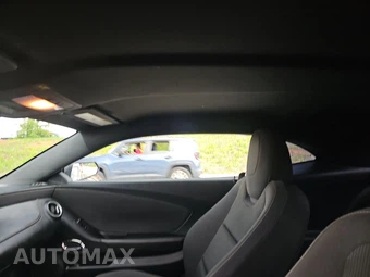 2015 Chevrolet Camaro LT Coupe 1LT – miniatura 18
