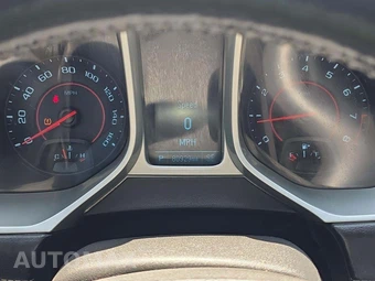 2015 Chevrolet Camaro LT Coupe 1LT – miniatura 9