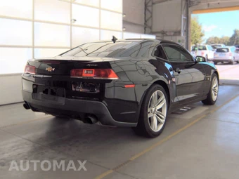 2015 Chevrolet Camaro LT Coupe 1LT – miniatura 4