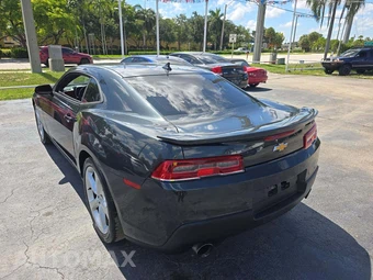 2015 Chevrolet Camaro LT Coupe 2LT – miniatura 2