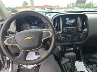 2015 Chevrolet Colorado WT Extended Cab Long Bed 2WT w/Rear Doors - miniatura 11