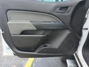 2015 Chevrolet Colorado WT Extended Cab Long Bed 2WT w/Rear Doors - miniatura 9