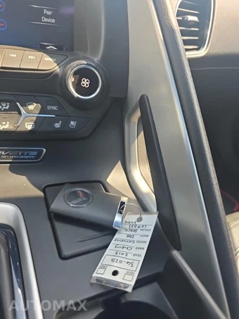 2015 Chevrolet Corvette Stingray Coupe 2LT - miniatura 21