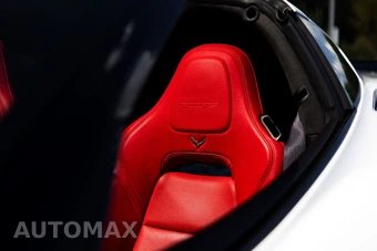 2015 Chevrolet Corvette Z06 Coupe 3LZ - miniatura 12