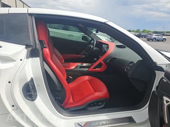 2015 Chevrolet Corvette Z06 Coupe 3LZ - miniatura 8