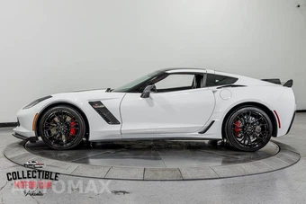 2015 Chevrolet Corvette Z06 Coupe 3LZ - miniatura 13