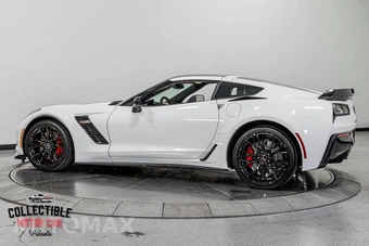 2015 Chevrolet Corvette Z06 Coupe 3LZ - miniatura 14