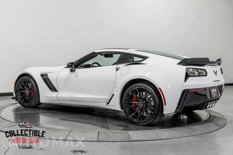2015 Chevrolet Corvette Z06 Coupe 3LZ - miniatura 15