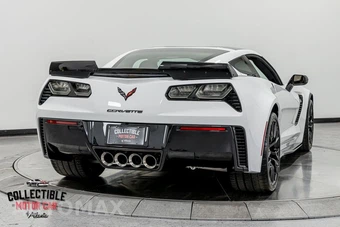 2015 Chevrolet Corvette Z06 Coupe 3LZ - miniatura 20