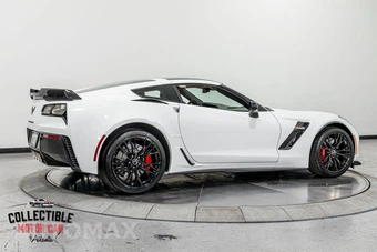 2015 Chevrolet Corvette Z06 Coupe 3LZ - miniatura 24