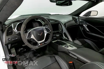 2015 Chevrolet Corvette Z06 Coupe 3LZ - miniatura 3