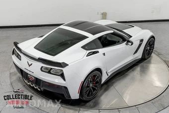 2015 Chevrolet Corvette Z06 Coupe 3LZ - miniatura 38