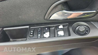 2015 Chevrolet Cruze 1LT 1SD – miniatura 23