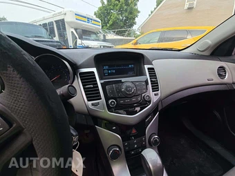 2015 Chevrolet Cruze 1LT 1SD - miniatura 10