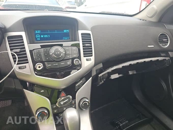 2015 Chevrolet Cruze 1LT 1SD – miniatura 11