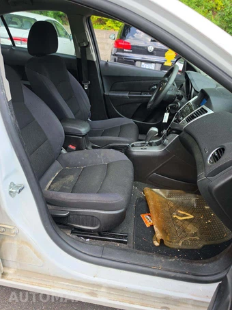 2015 Chevrolet Cruze 1LT 1SD - miniatura 17