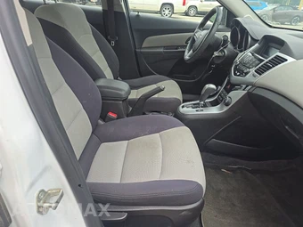 2015 Chevrolet Cruze LS 1SB - miniatura 8
