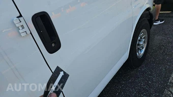 2015 Chevrolet Express 2500 Cargo Van 1WT 135.0" WB - miniatura 25